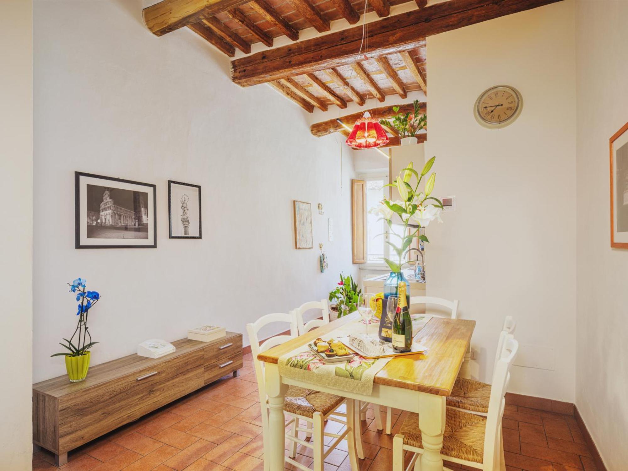 Michael'S Home - Cozy Apartment In The Heart Of Lucca Exterior foto