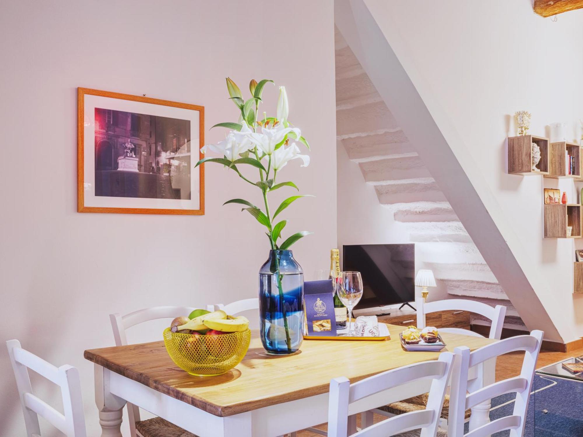 Michael'S Home - Cozy Apartment In The Heart Of Lucca Exterior foto